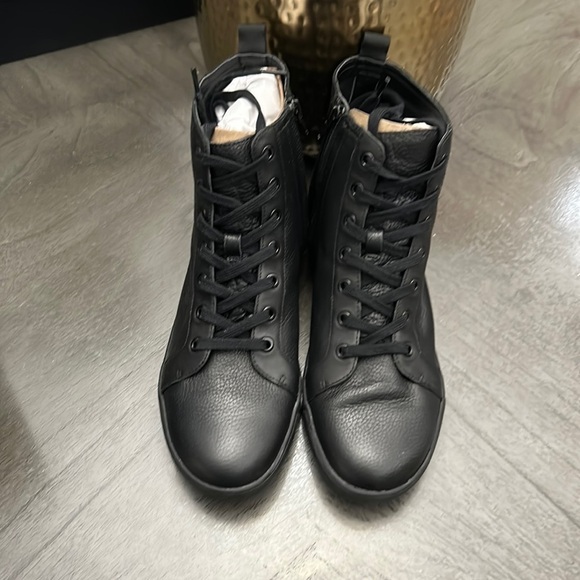 Naturalizer  Morrison Hi Water-Repellent - Picture 3 of 12